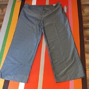 Worthington NWT Women's 16P Gray Striped Pants. Herringbone, Pockets.
